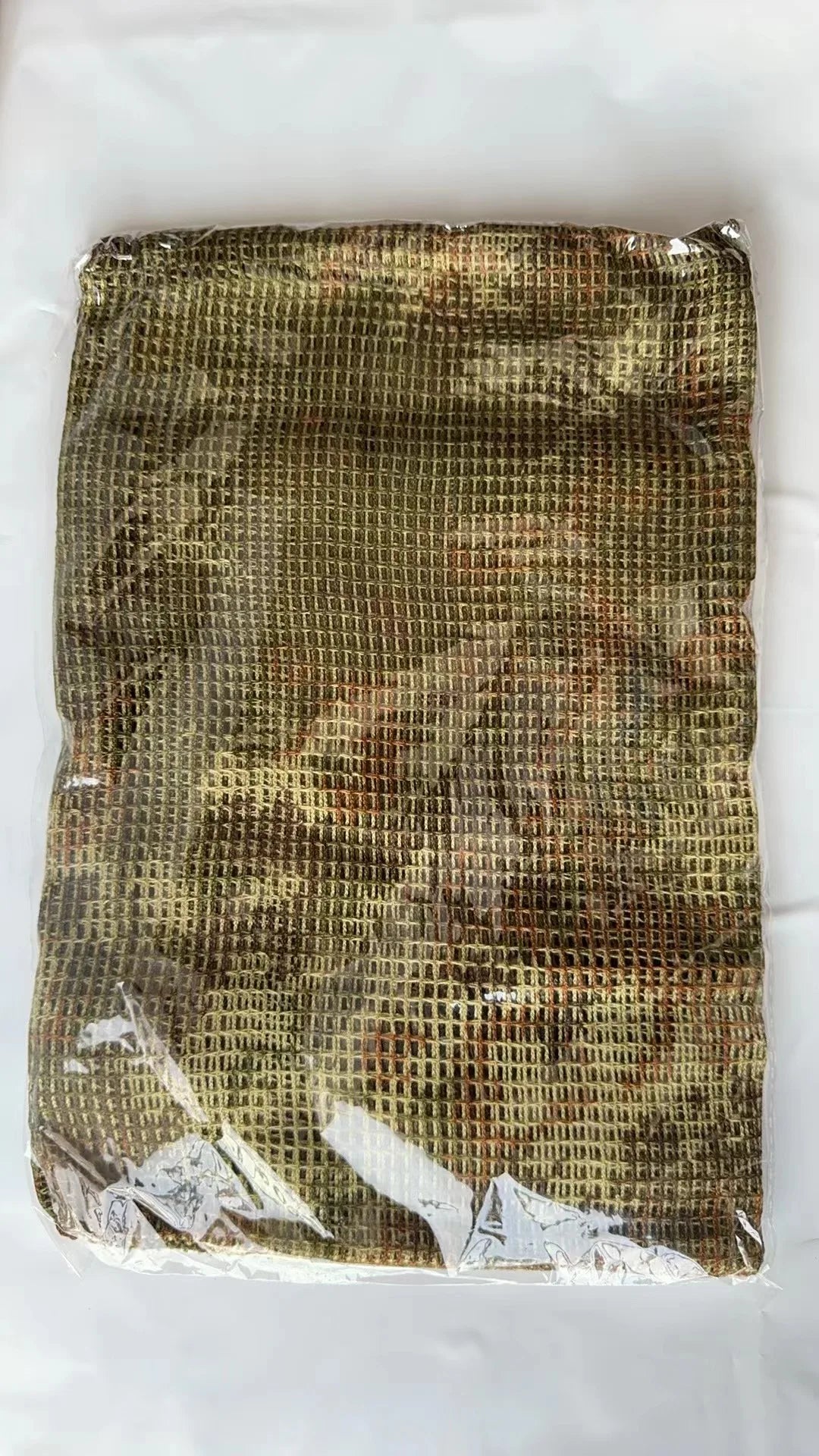 49400649122077