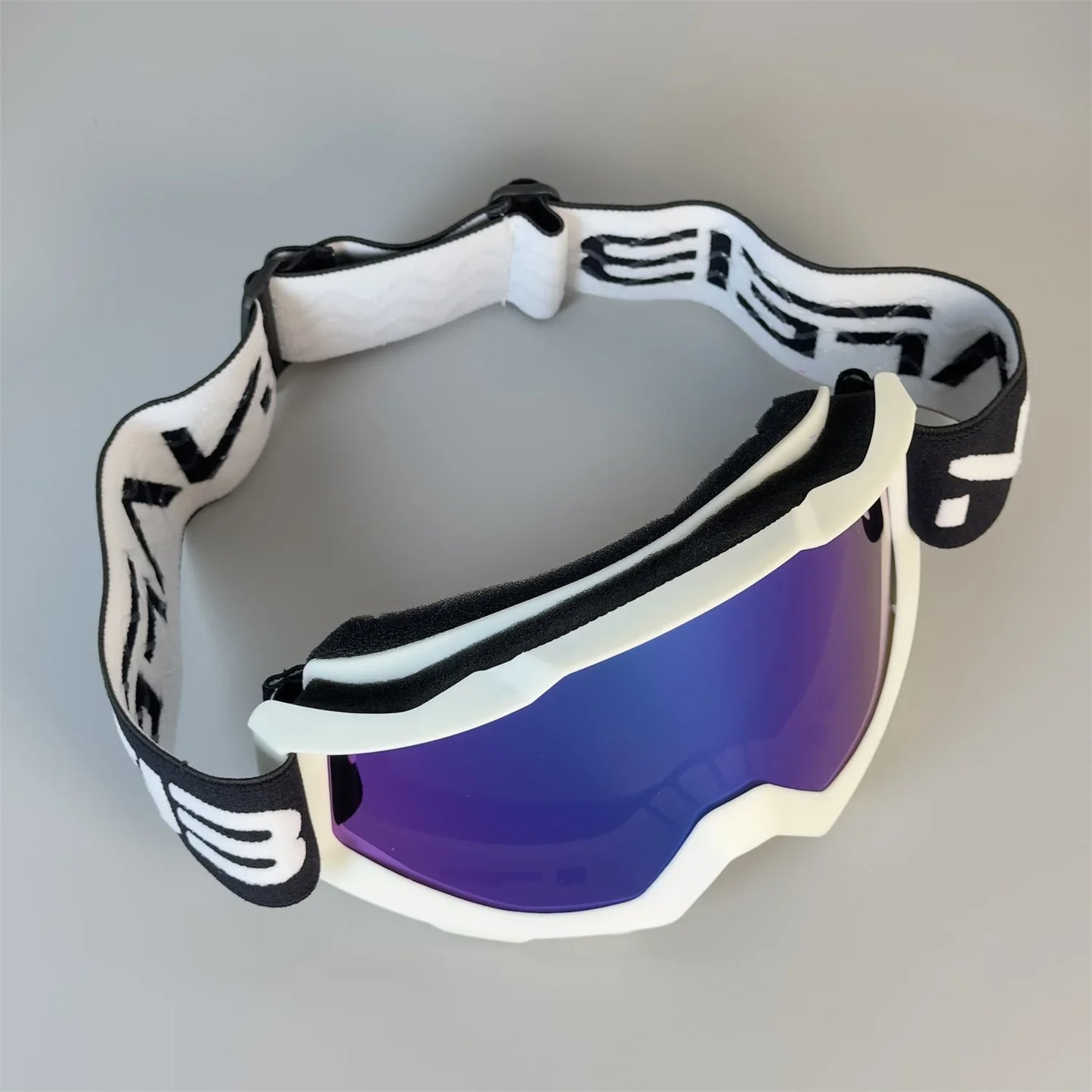 Motorcycle Goggles N17 – HD Lenses, UV400, Anti-Fog, Durable