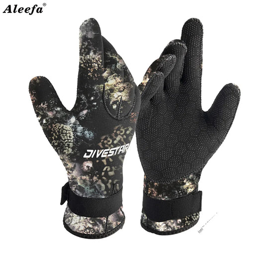 Survival Now™ Camo Diving Gloves