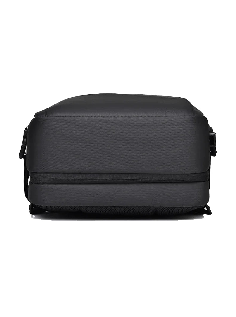18-Inch Men’s Business Laptop Backpack with USB Charging & Waterproof Design
