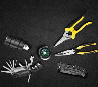 Outdoor Survival Shovel with Axe – Multi-Functional Tool
